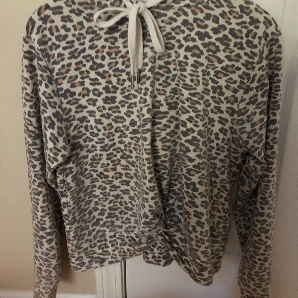 Leopard hooded top